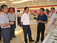 南平市委副書記黃福清、市委常委統(tǒng)戰(zhàn)部部長黃健平一行視察虹潤公司