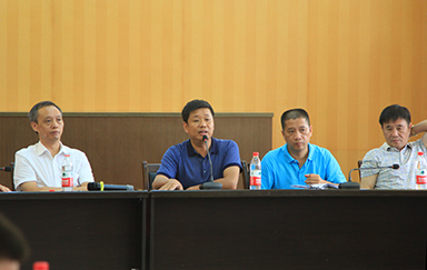 虹潤公司董事長林善平應邀在南平市第二期非公經(jīng)濟年輕一代培訓班 上發(fā)表科技創(chuàng)新主題講座 2016年